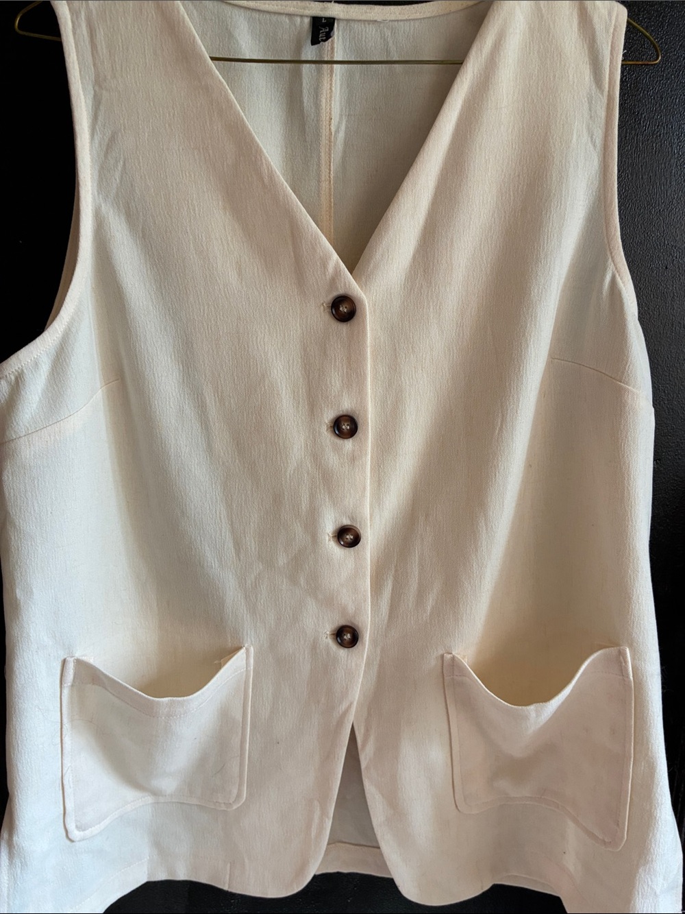 Automet Cream Button-Front Women’s Vest with Patch Pockets Large
